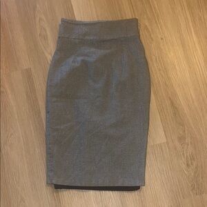 ANTONIO MELANI Gray Knee-Length Pencil Skirt Size 2